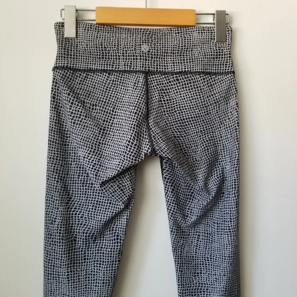 LULULEMON Wunder Under Pant III Fall Net White Black Size 4 - Picture 7 of 16